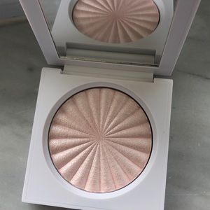 OFRA Pillow Talk Highlighter